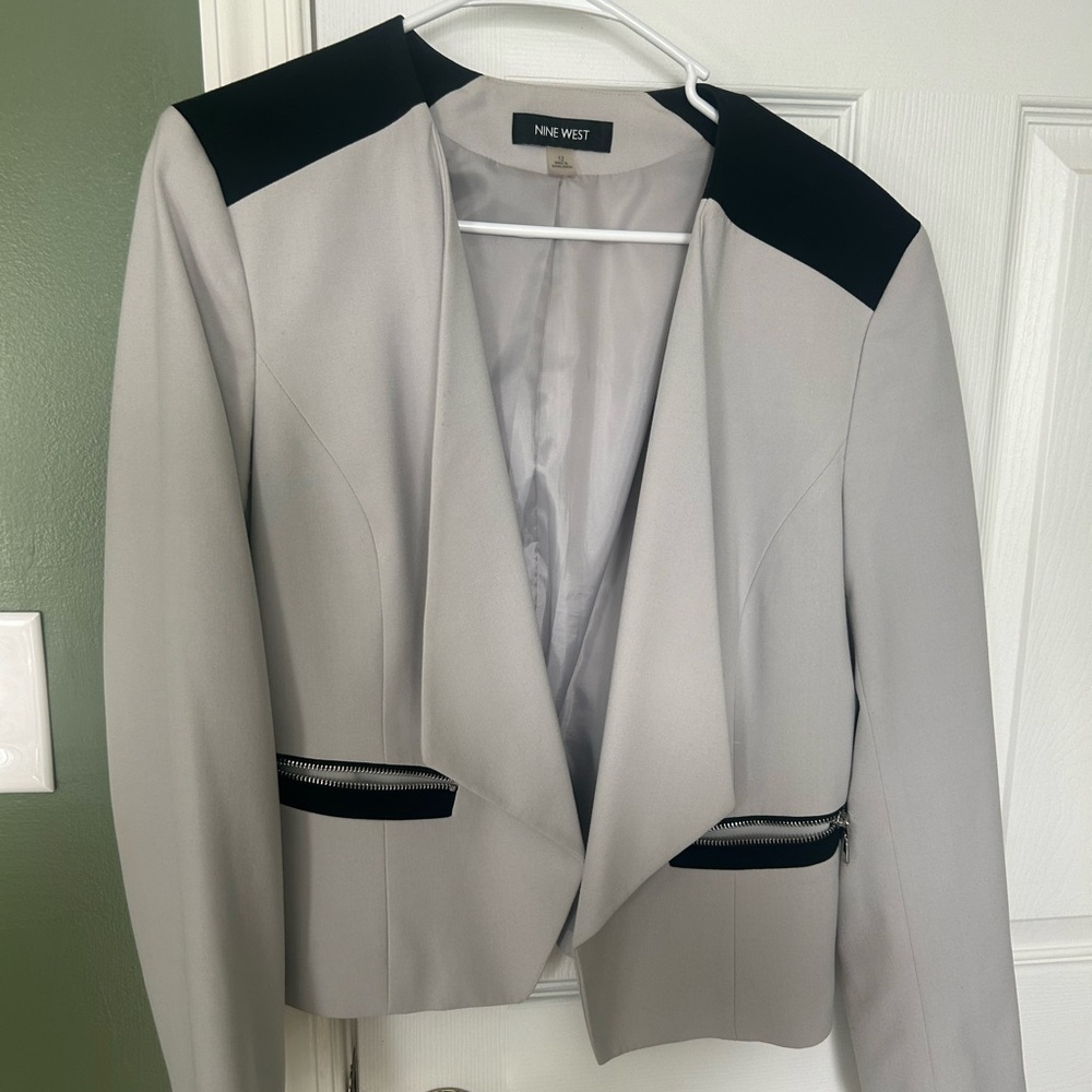 Blazer jacket.